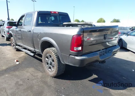 2017 Ram 2500 Laramie 4X4 6'4 Box z USA, uszkodzony, nr VIN 3C6UR5FL3HG519063